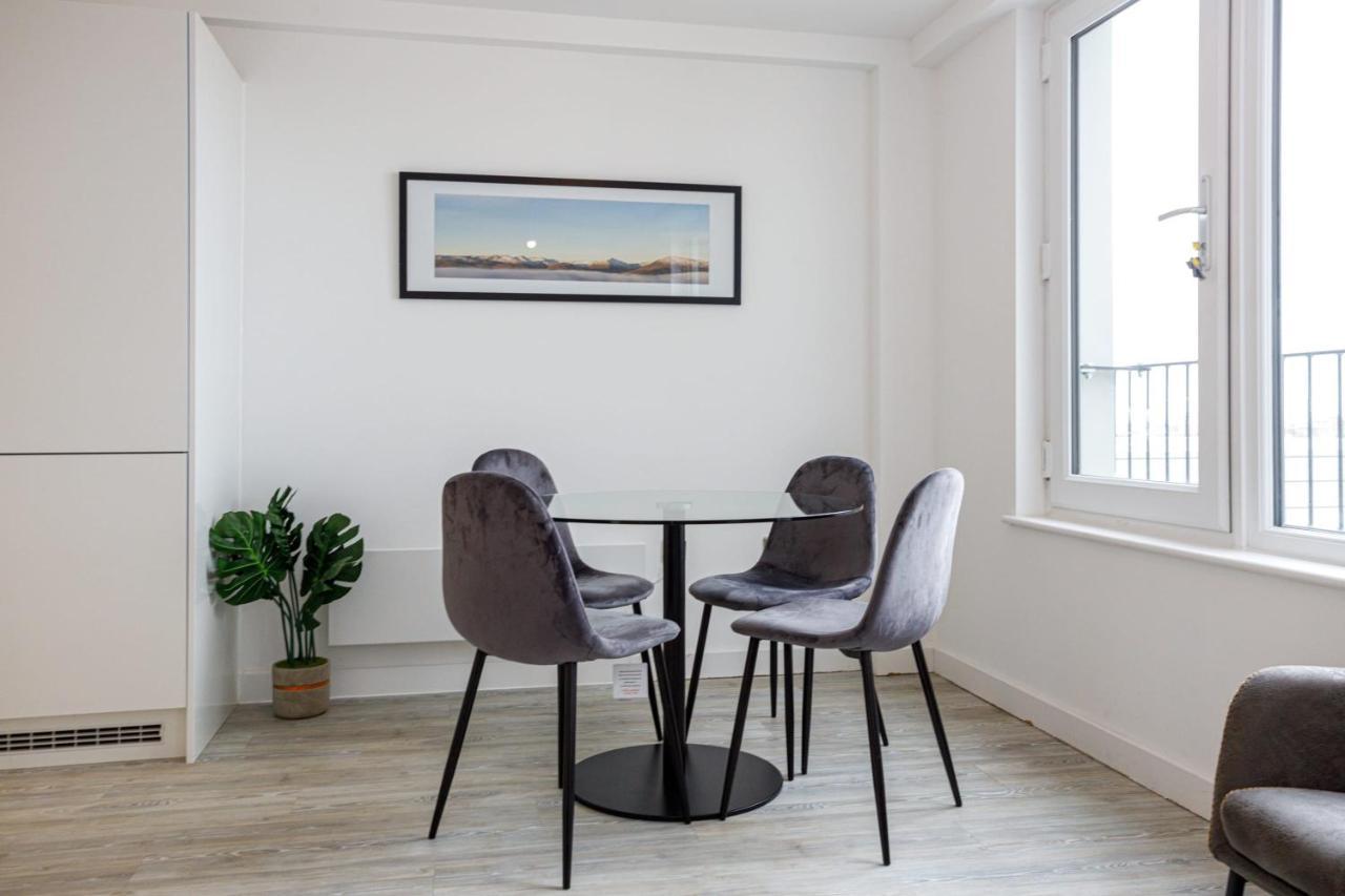 Contemporary 2 Bedroom Duplex In Salford 曼彻斯特 外观 照片