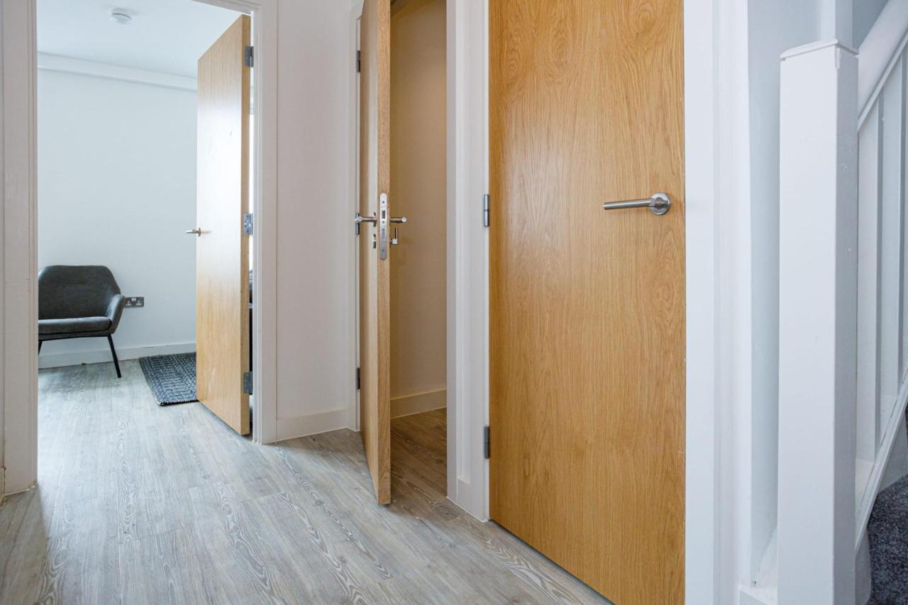 Contemporary 2 Bedroom Duplex In Salford 曼彻斯特 外观 照片
