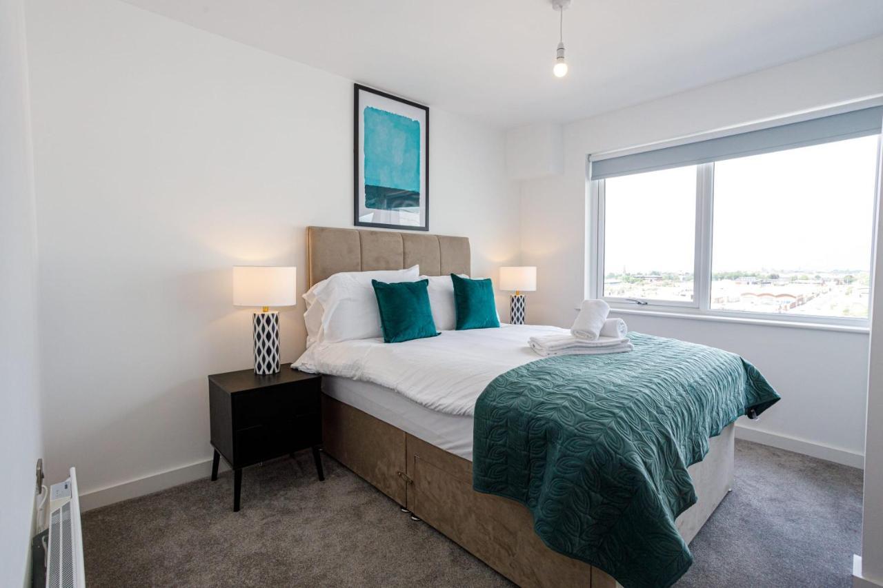 Contemporary 2 Bedroom Duplex In Salford 曼彻斯特 外观 照片